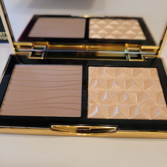 MAC Sculpt & Glow Duo Highlight&Contour Palette *GLEAM/OMEGA* / 0.12 oz / NIB - Picture 3 of 6